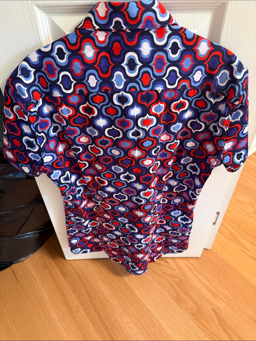 Men's Red & Blue Geo Print Short Sleeve Shirt by STEELE - Picture 3 of 3